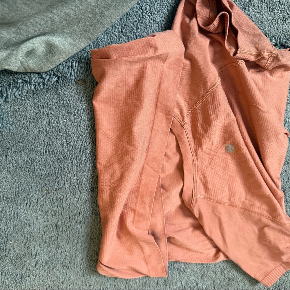 Peach lululemon swiftly short sleeve